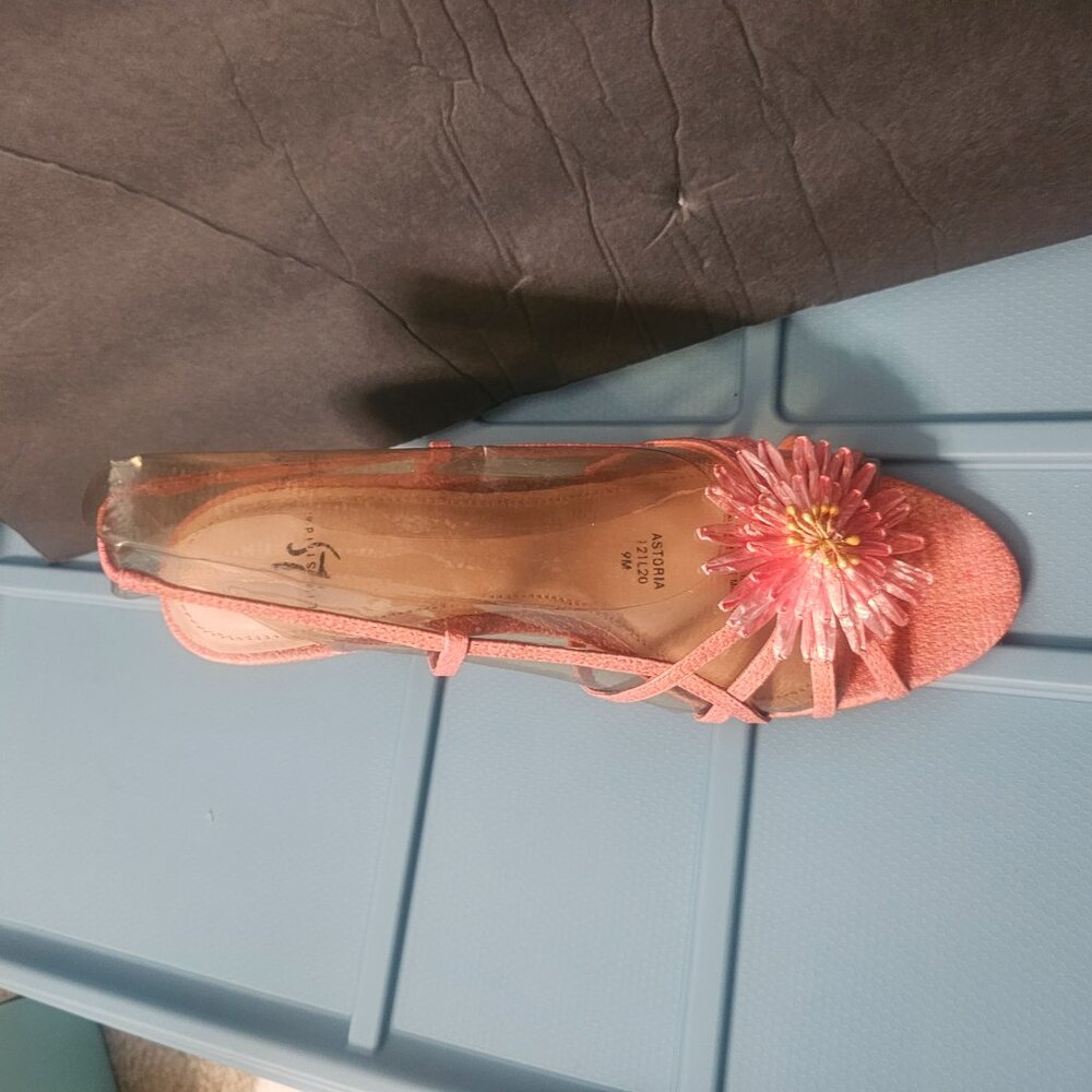 Sandals - Picture 3 of 3